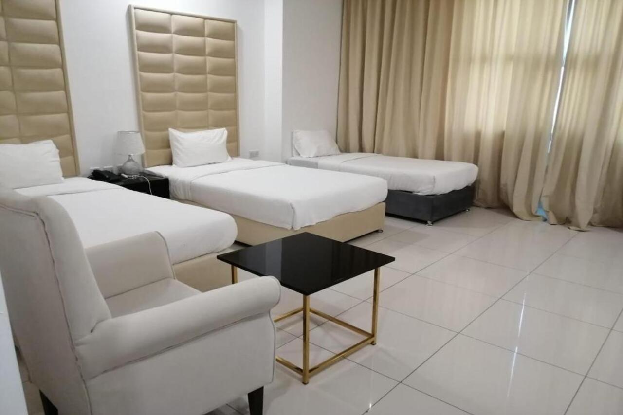 Parkside Plaza Muscat Otel Dış mekan fotoğraf