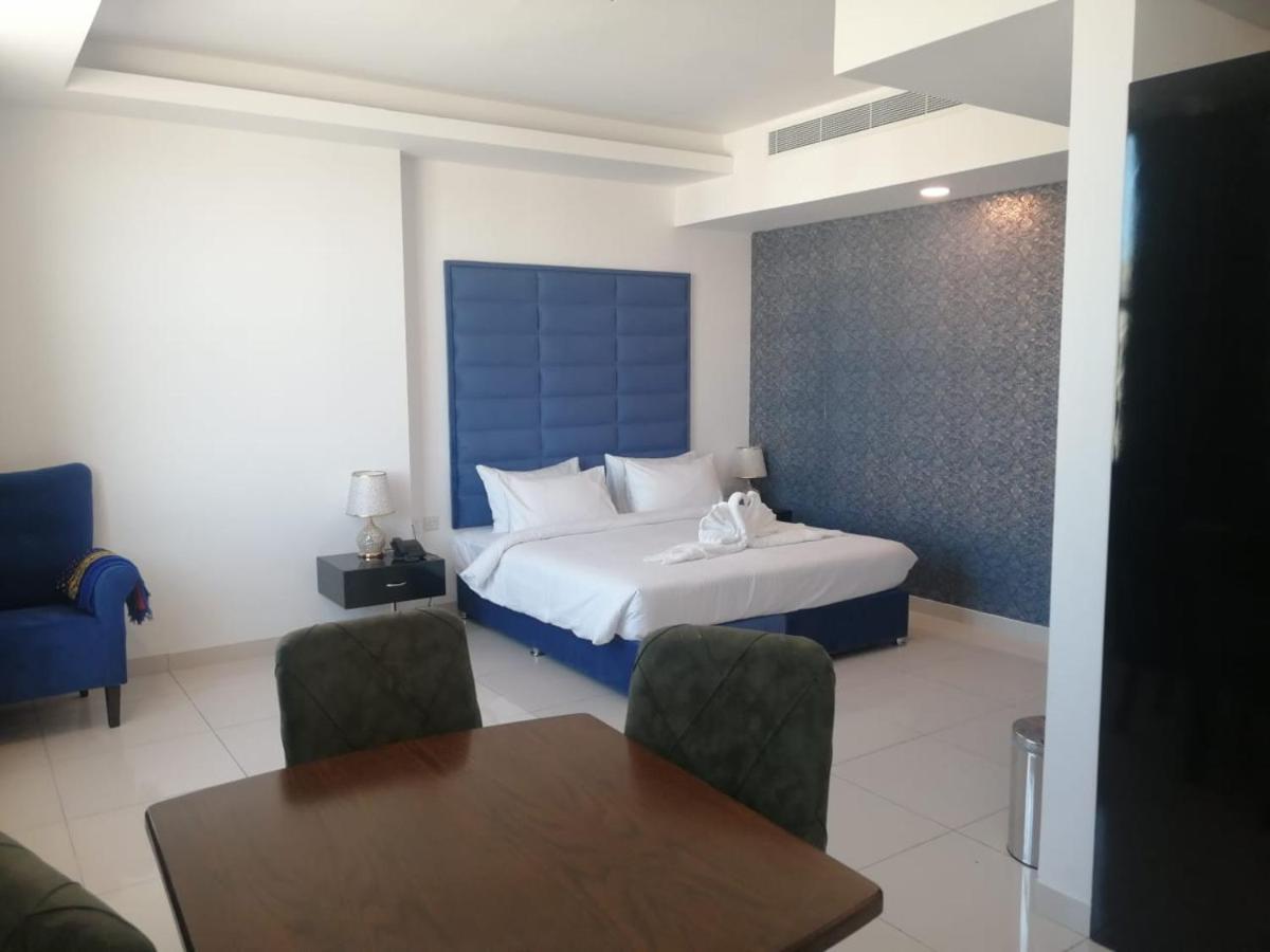 Parkside Plaza Muscat Otel Dış mekan fotoğraf