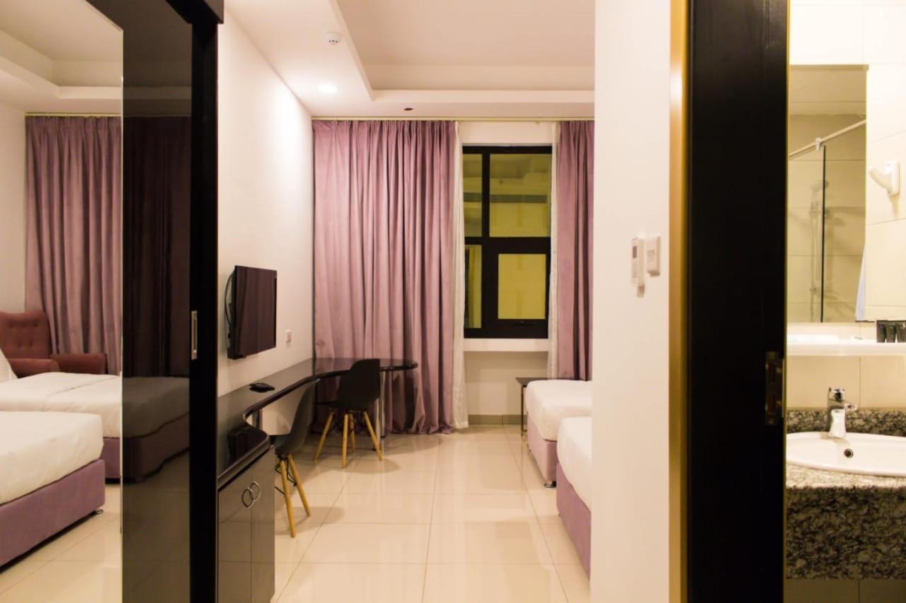 Parkside Plaza Muscat Otel Dış mekan fotoğraf